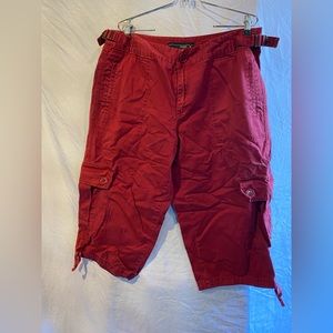 Vintage Venezia red cargo shorts size 16